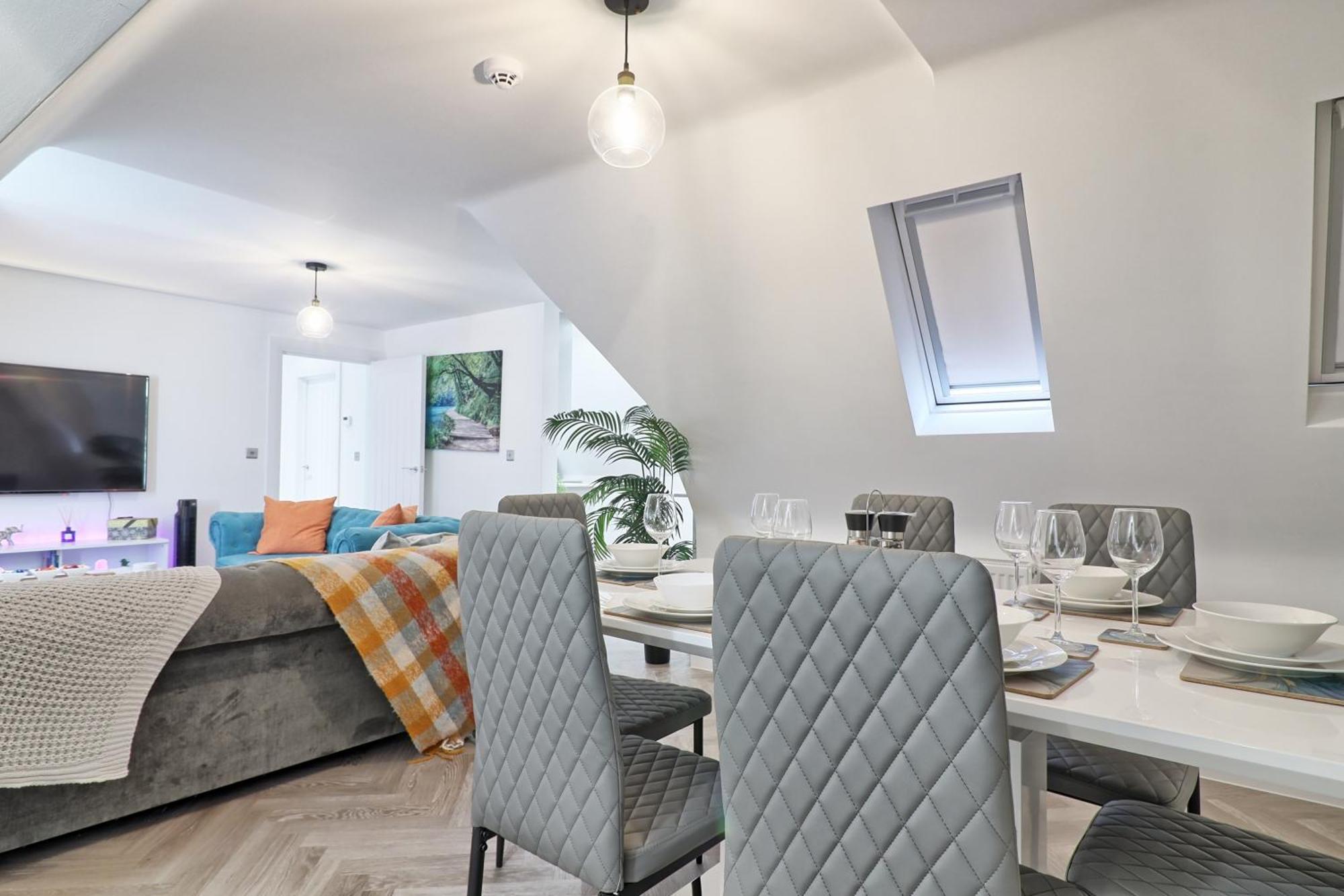 Writtle Massive 4 Bedroom Apartment With Parking In Gorgeous Countryside Location & Short Drive To Chelmsford City Centre Contractors Welcome Екстериор снимка