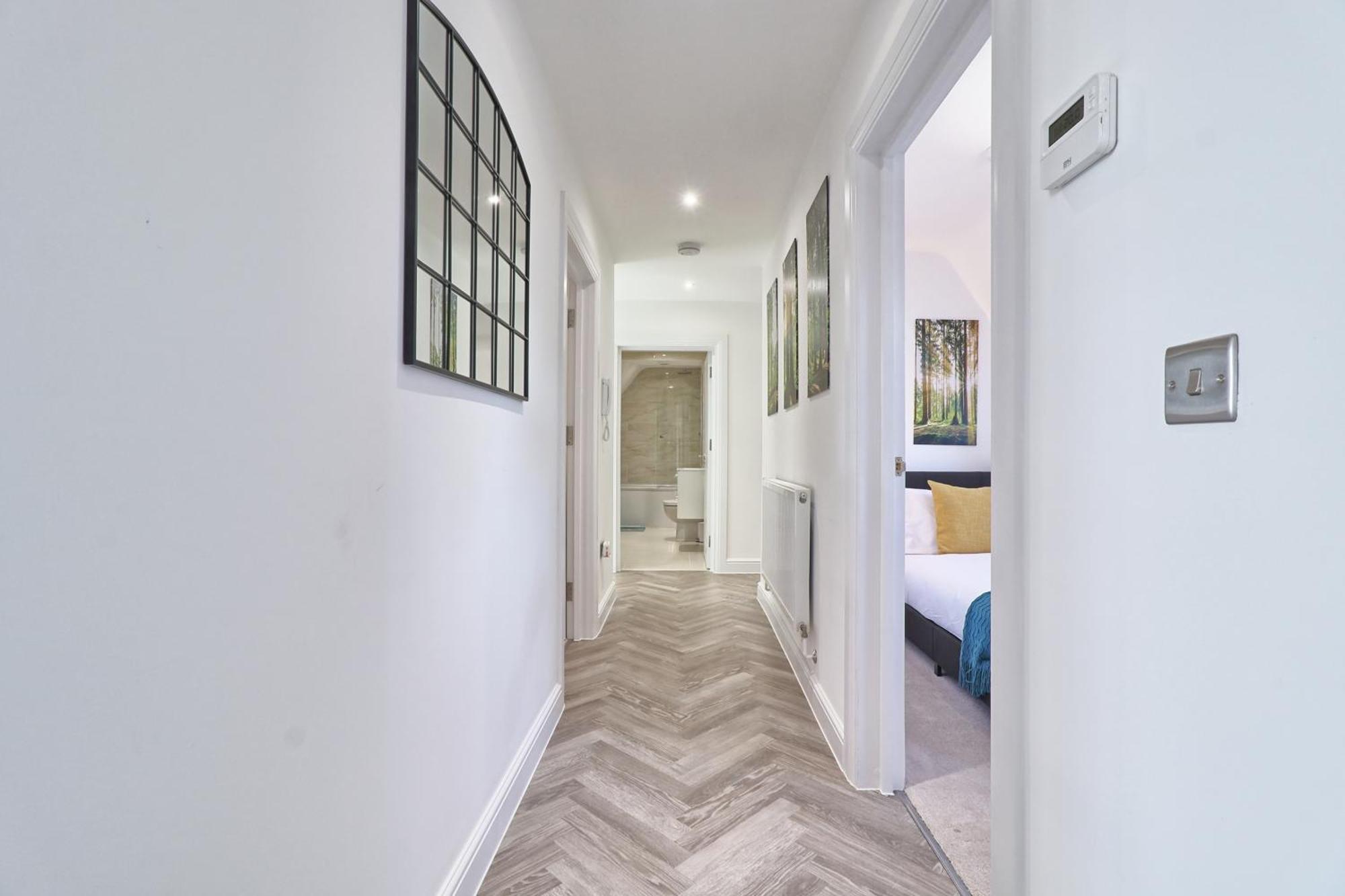 Writtle Massive 4 Bedroom Apartment With Parking In Gorgeous Countryside Location & Short Drive To Chelmsford City Centre Contractors Welcome Екстериор снимка